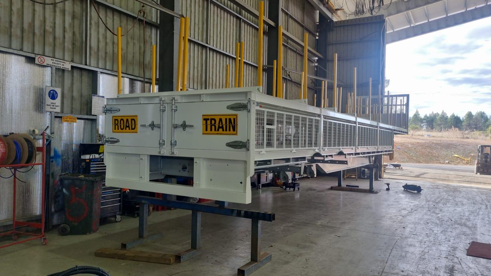 Heavy vehicle workshop