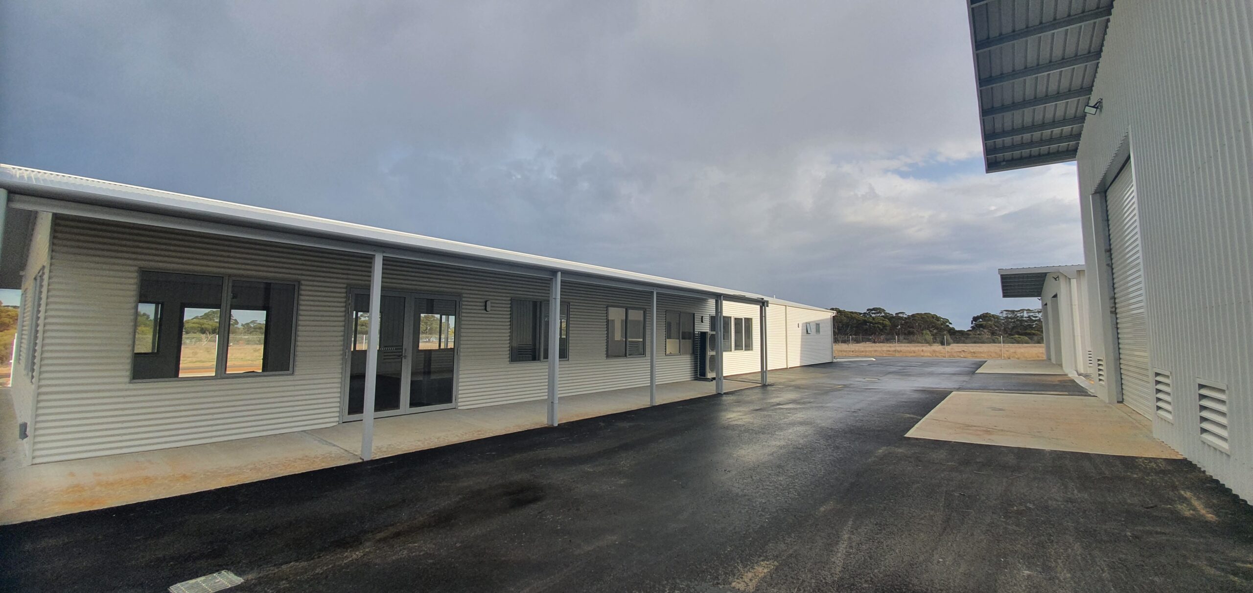 Commercial shed builders