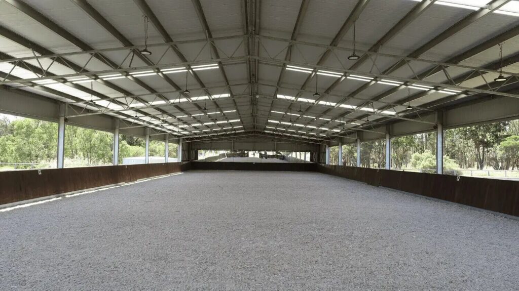 Auspan Indoor Riding Arenas Oakford Equine Hospital 2 1 3 1 1 1
